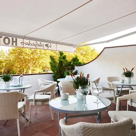 Hotel Platja D'Aro فندق 2*