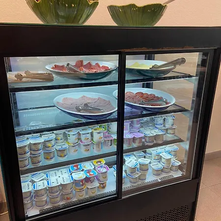 Hotel Platja D'Aro فندق بلاتجا ذارو