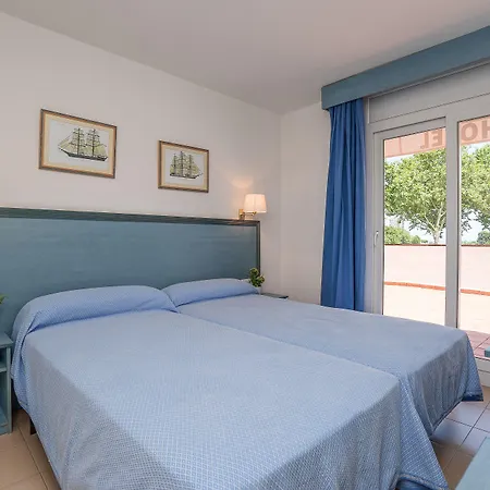 Hotel Platja D'Aro فندق 2*