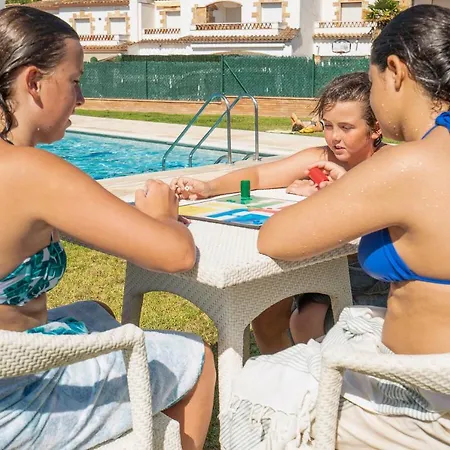 Hotel Platja D'Aro 2* بلاتجا ذارو