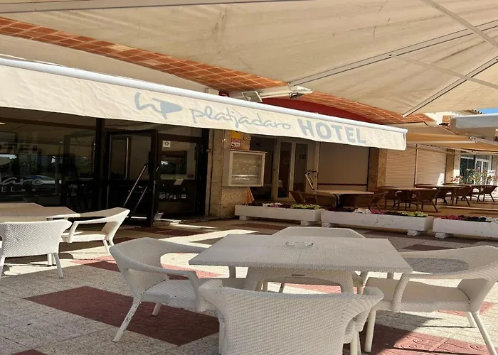 Hotel Platja D'Aro 2* بلاتجا ذارو